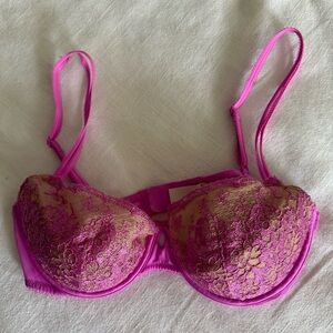 Victoria’s Secret balconet lace push-up bra